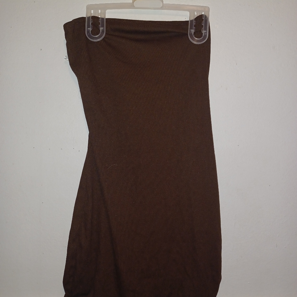 Clothes - Picture 8 of 16